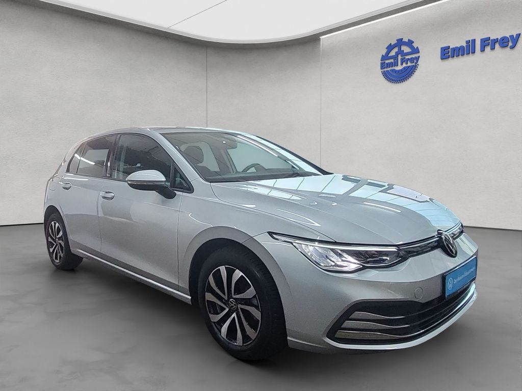 Volkswagen Golf 2022 г. Серебристый, пробег 35800 км