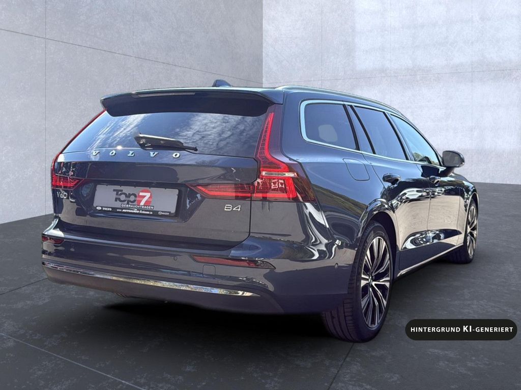 Volvo V60 2022 г. Синий, пробег 55750 км