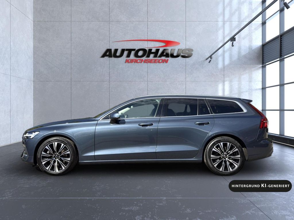 Volvo V60 2022 г. Синий, пробег 55750 км