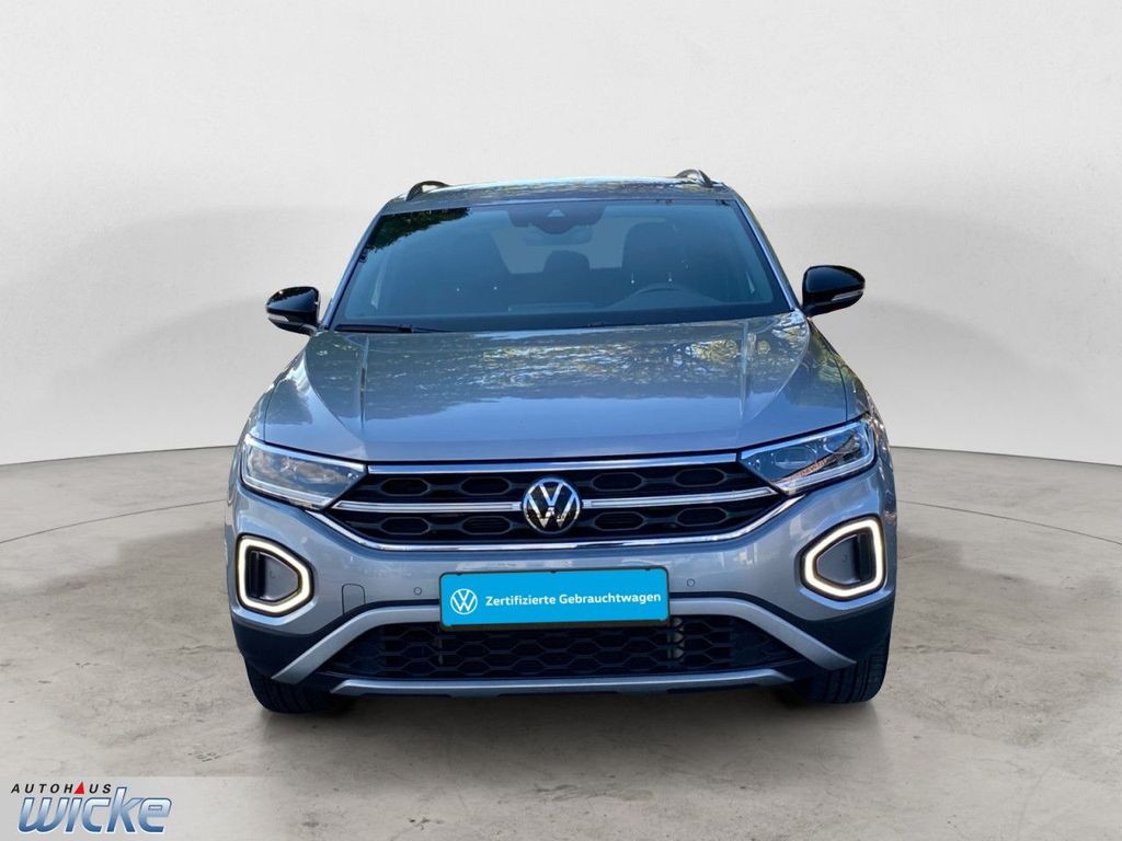 Volkswagen T-Roc 2024 г. Серебристый, пробег 32775 км
