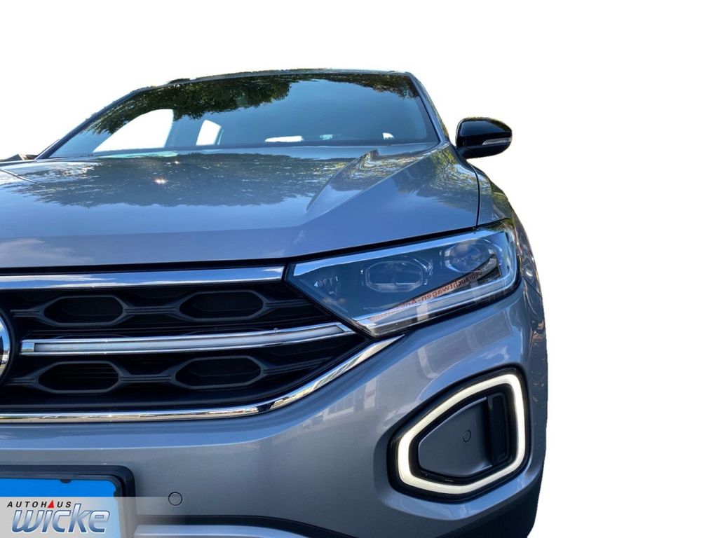 Volkswagen T-Roc 2024 г. Серебристый, пробег 32775 км
