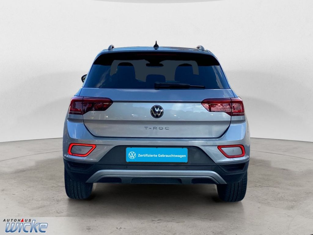 Volkswagen T-Roc 2024 г. Серебристый, пробег 32775 км