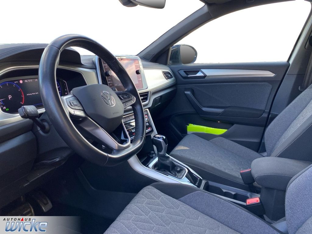 Volkswagen T-Roc 2024 г. Серебристый, пробег 32775 км