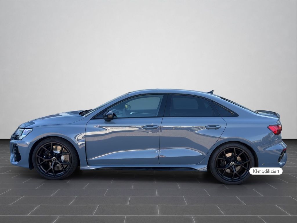 Audi RS3 2023 г. Серый, пробег 40927 км