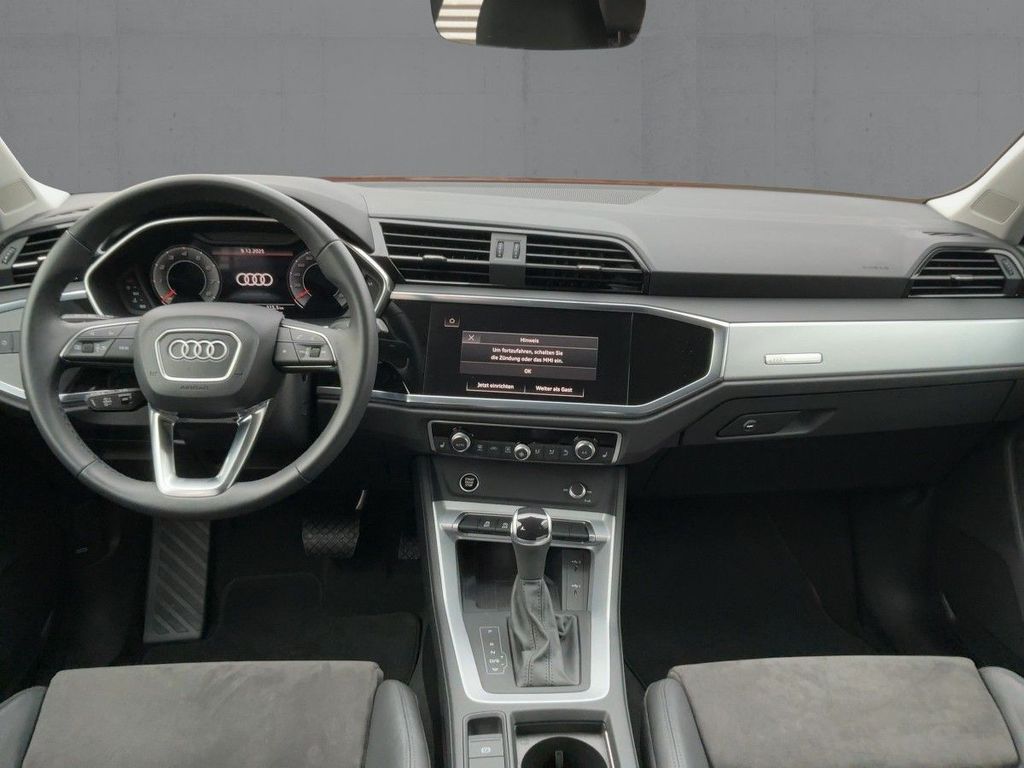 Audi Q3 2023 г. Оранжевый, пробег 37767 км