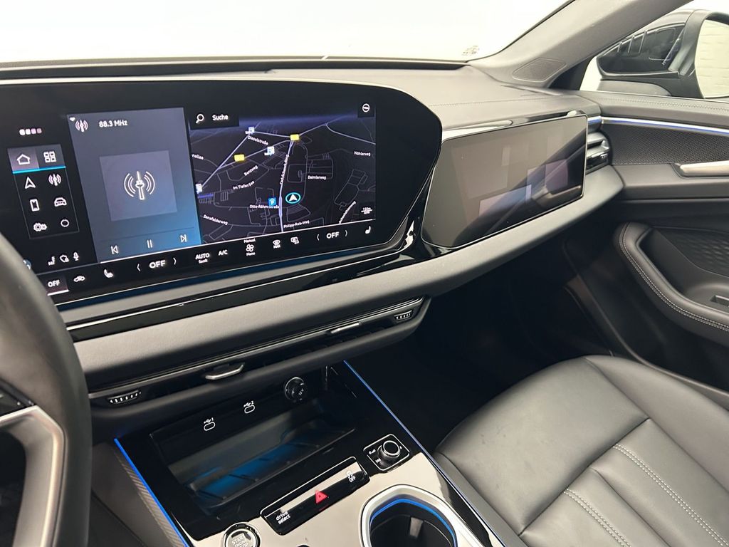 Audi A6 2026 г. Чёрный, пробег 29753 км