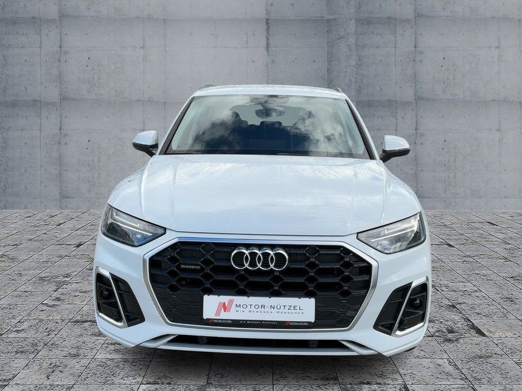 Audi Q5 2023 г. Белый, пробег 33560 км