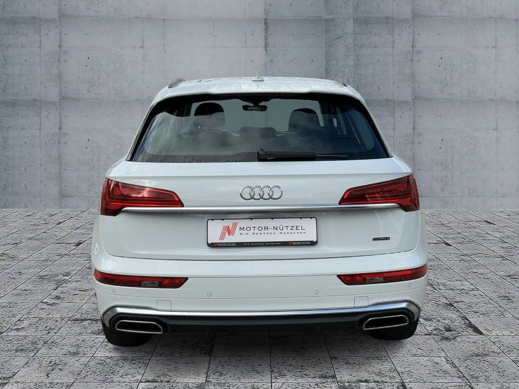 Audi Q5 2023 г. Белый, пробег 33560 км