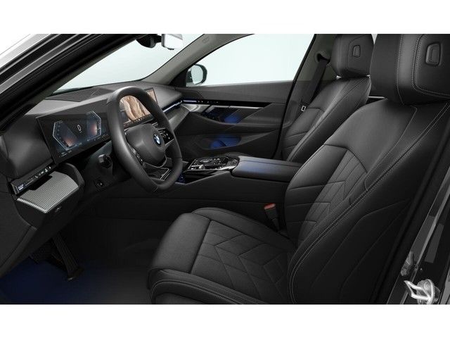 BMW 520 2025 г. Чёрный, пробег 14819 км