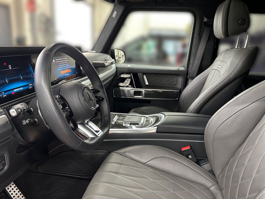 Mercedes-Benz G 63 AMG 2025 г. Синий, пробег 30615 км