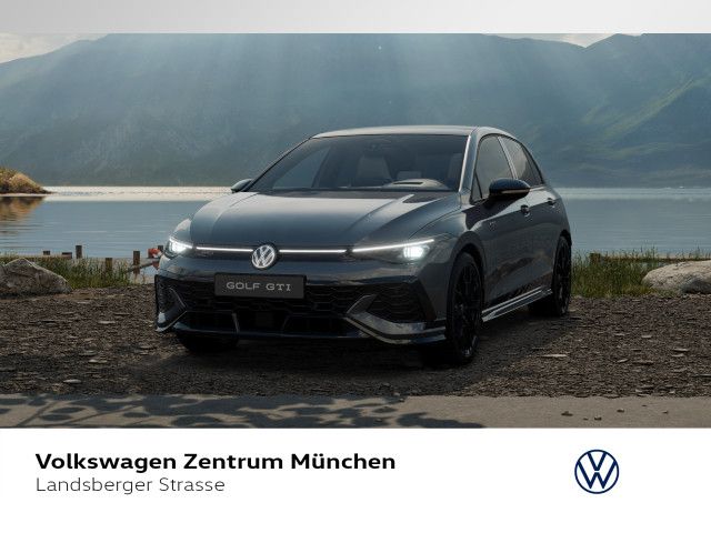 Volkswagen Golf 2026 г. Серый, пробег 3000 км