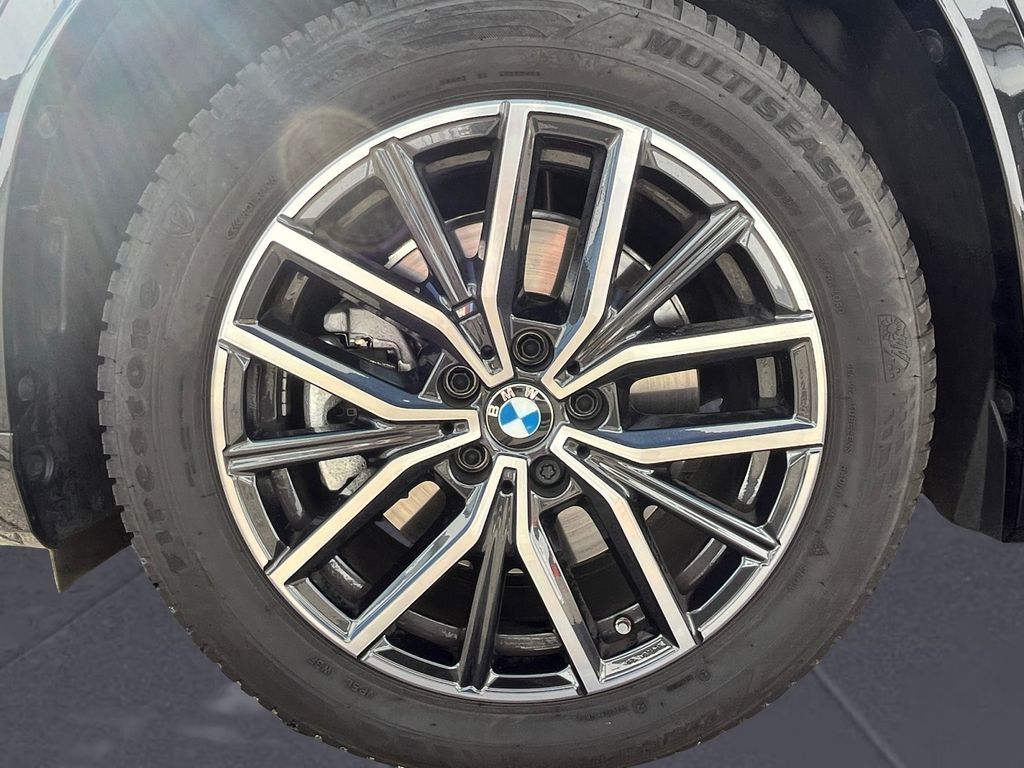 BMW X1 2025 г. Чёрный, пробег 12297 км