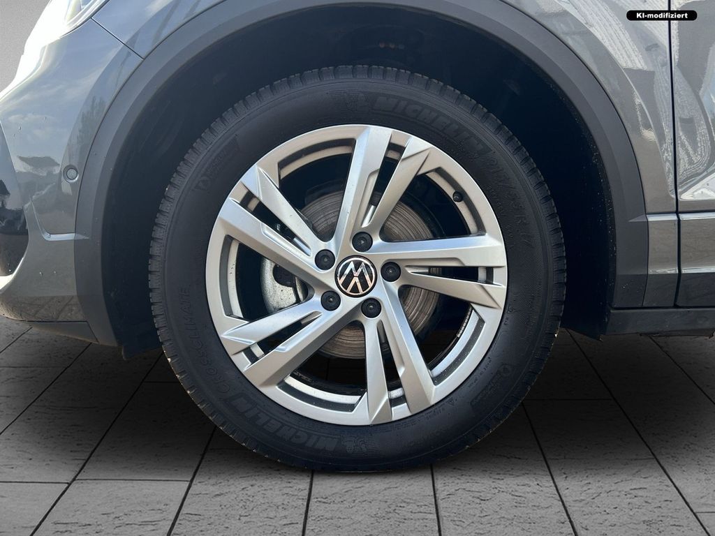 Volkswagen T-Roc 2022 г. Серый, пробег 22930 км