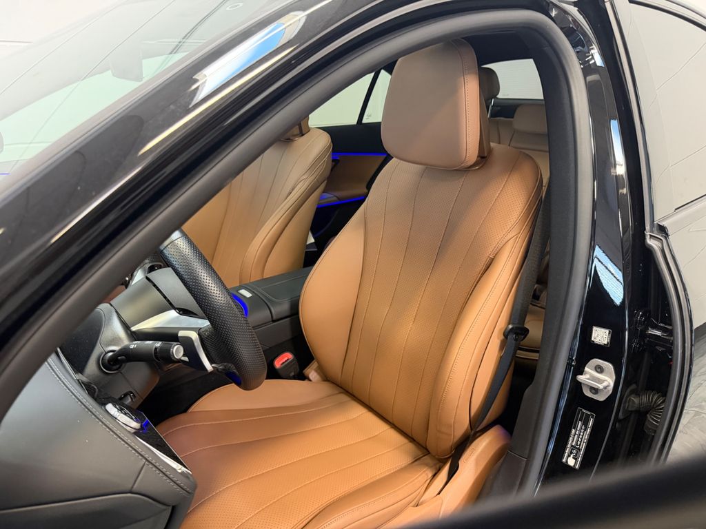 Mercedes-Benz E 220 2024 г. Чёрный, пробег 32000 км