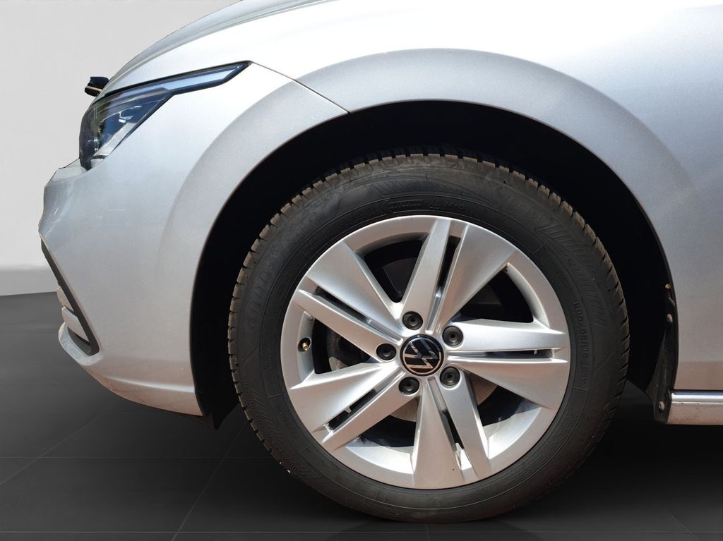 Volkswagen Golf 2022 г. Серебристый, пробег 48850 км