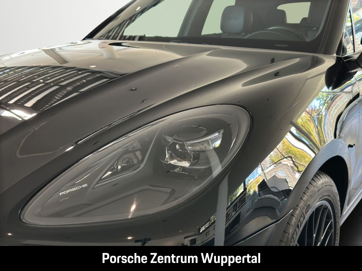 Porsche Macan 2021 г. Чёрный, пробег 59091 км
