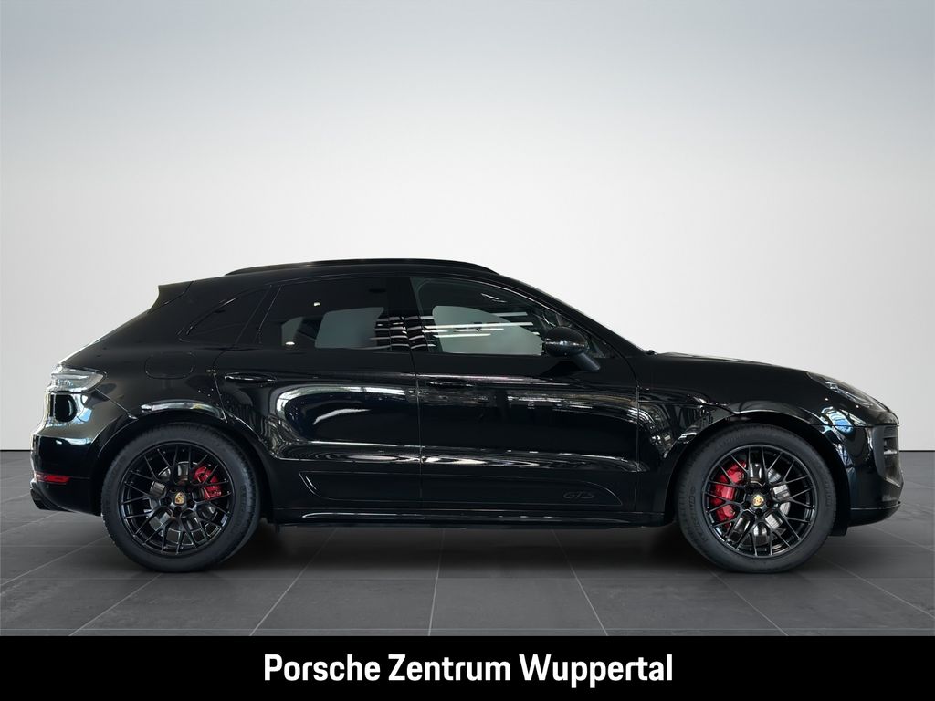 Porsche Macan 2021 г. Чёрный, пробег 59091 км
