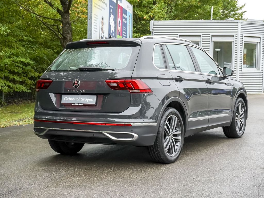 Volkswagen Tiguan 2023 г. Серый, пробег 56874 км