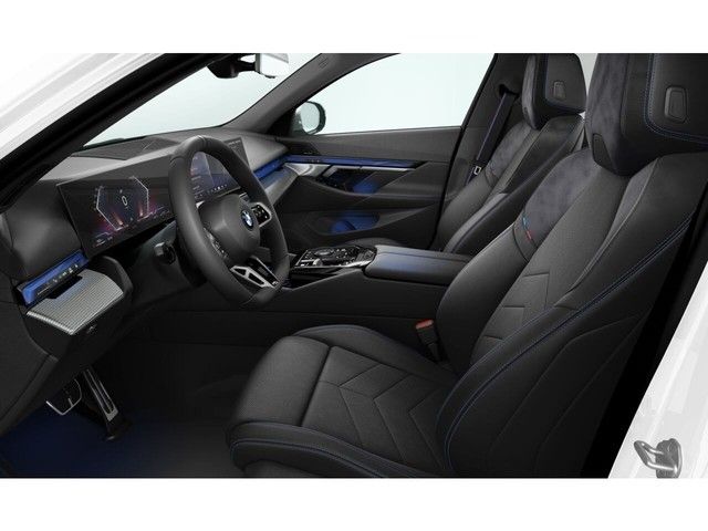 BMW 520 2026 г. Белый, пробег 4915 км
