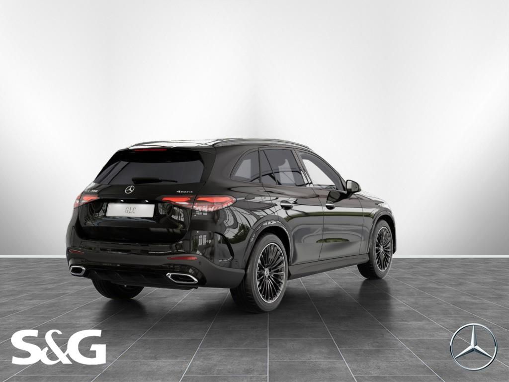 Mercedes-Benz GLC 300 2023 г. Чёрный, пробег 29560 км