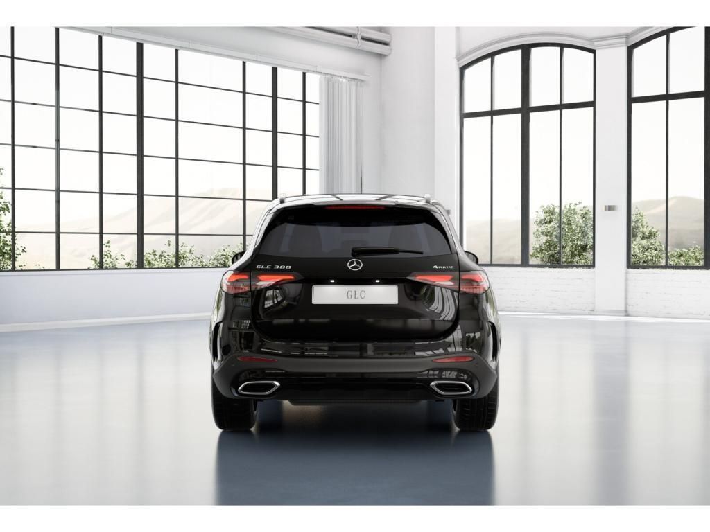Mercedes-Benz GLC 300 2023 г. Чёрный, пробег 29560 км