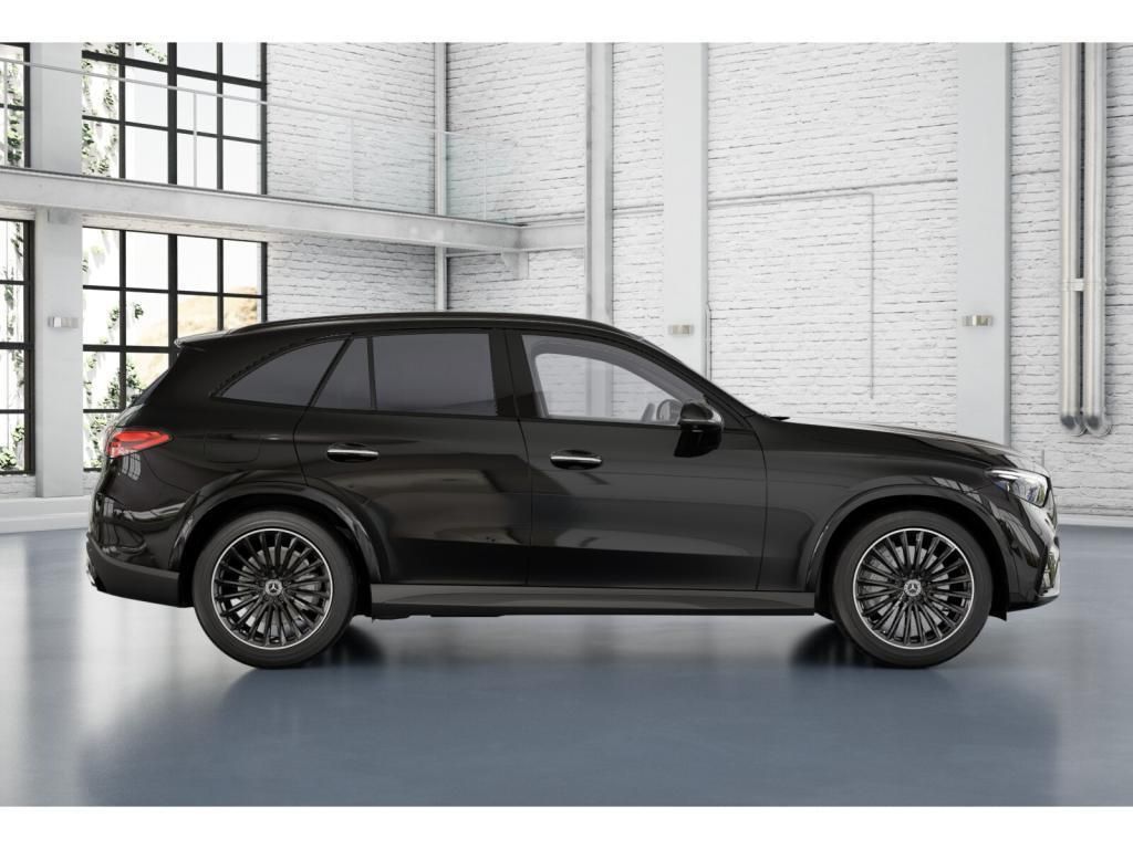Mercedes-Benz GLC 300 2023 г. Чёрный, пробег 29560 км