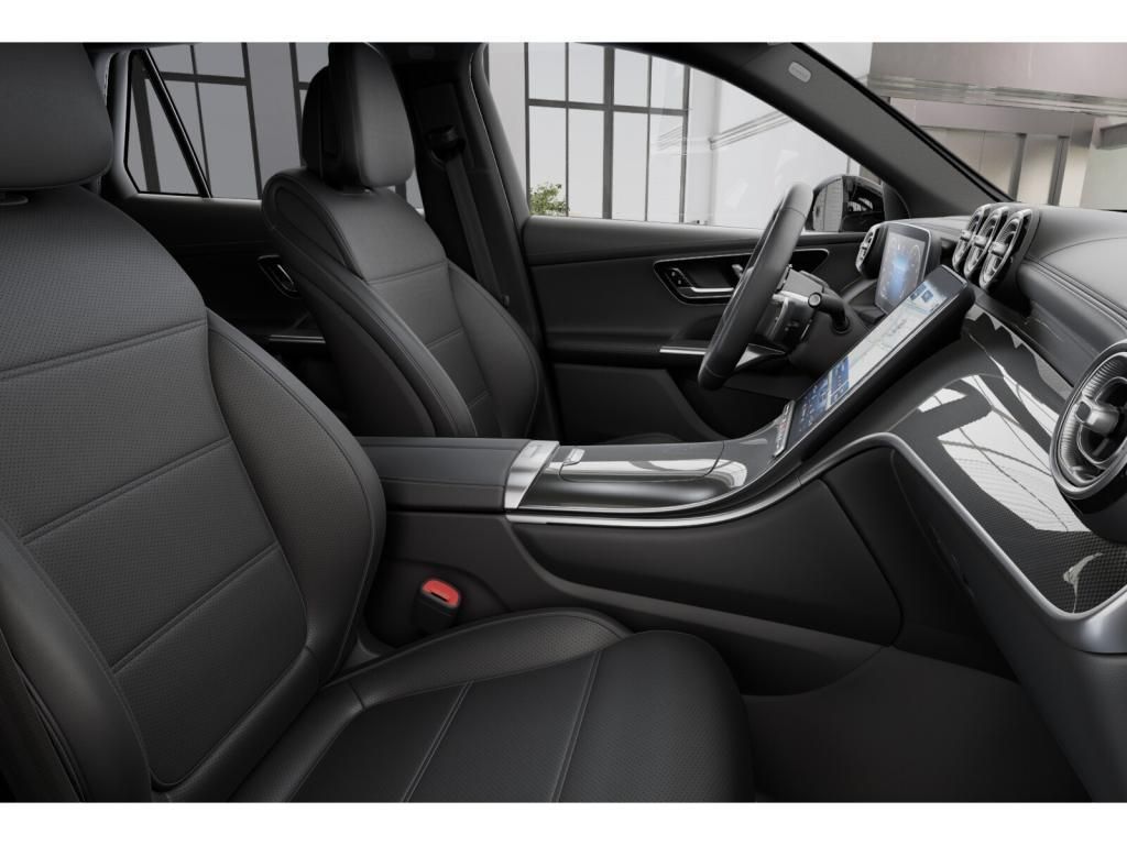 Mercedes-Benz GLC 300 2023 г. Чёрный, пробег 29560 км