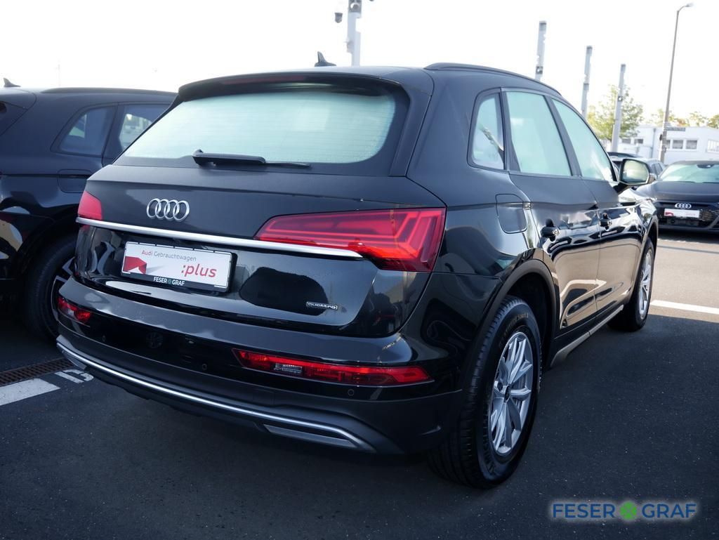 Audi Q5 2023 г. Чёрный, пробег 35150 км