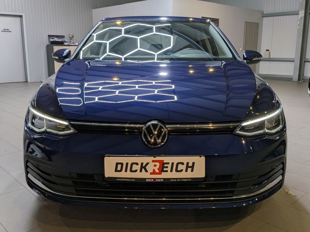 Volkswagen Golf 2024 г. Синий, пробег 9185 км