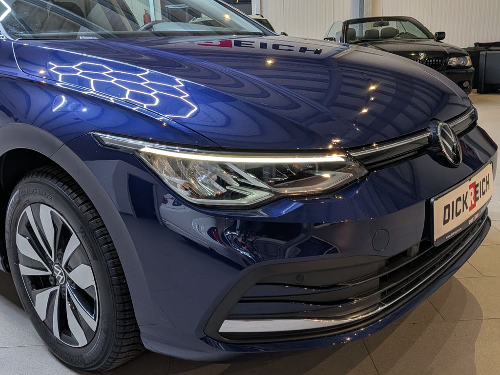 Volkswagen Golf 2024 г. Синий, пробег 9185 км