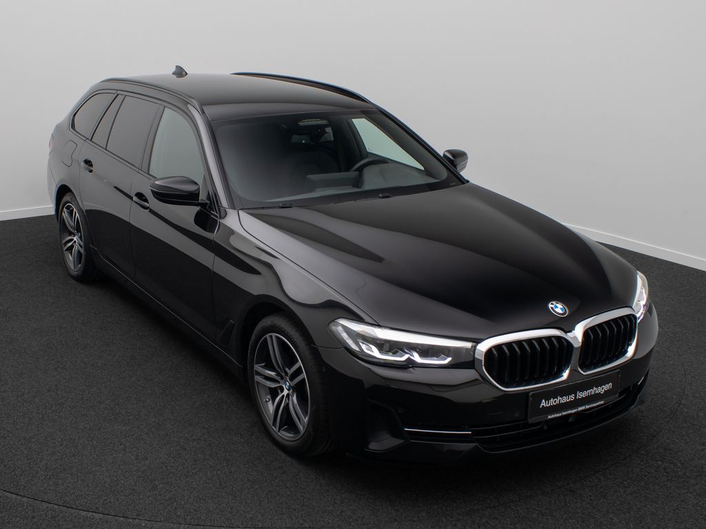 BMW 520 2023 г. Чёрный, пробег 59870 км