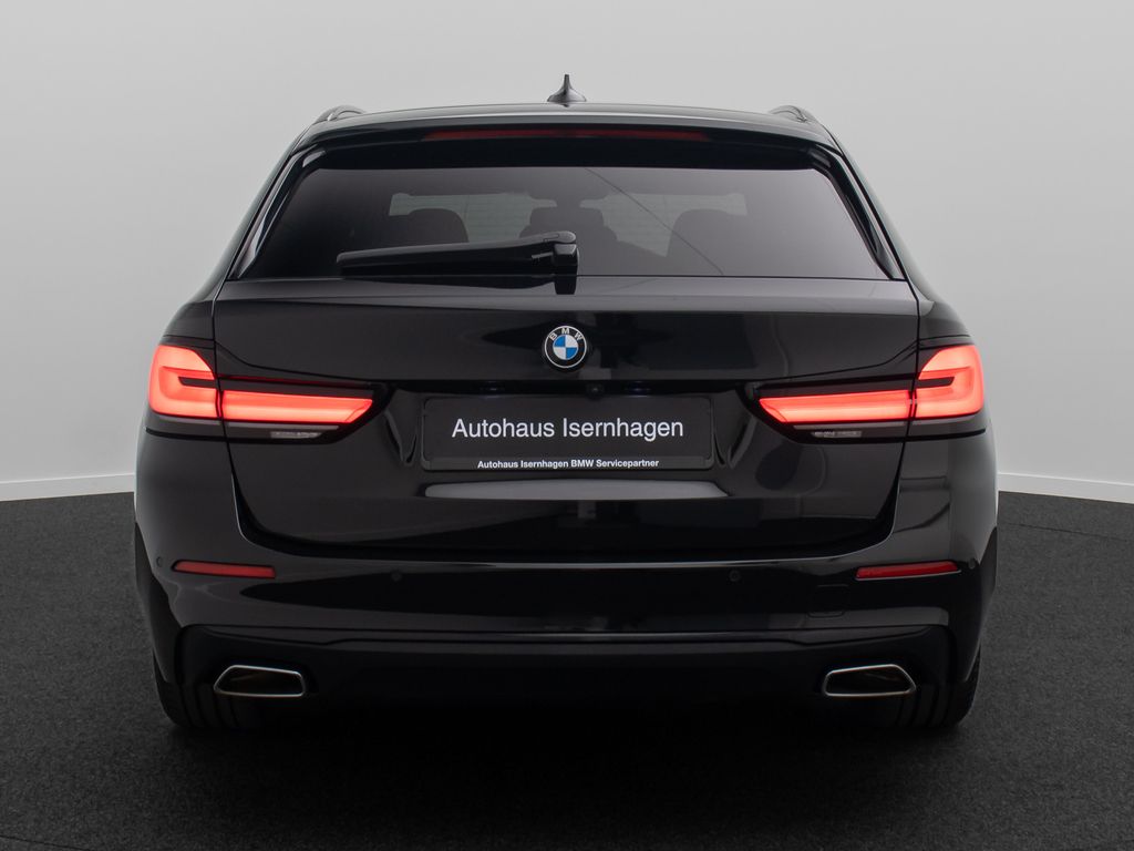 BMW 520 2023 г. Чёрный, пробег 59870 км