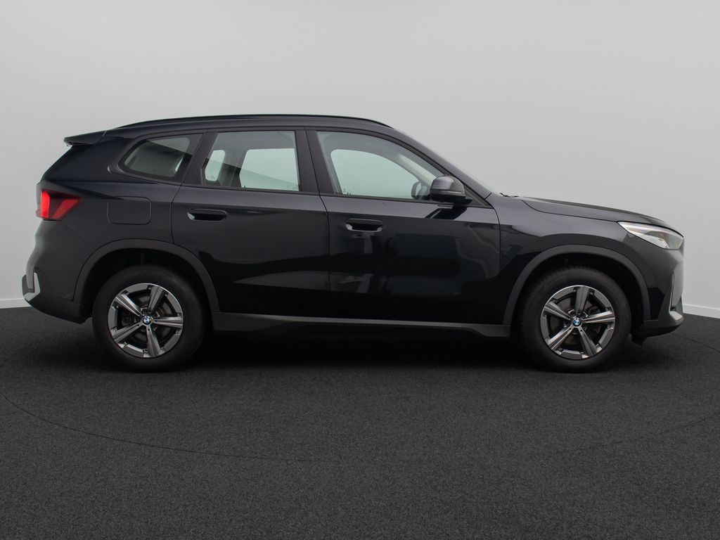 BMW X1 2023 г. Чёрный, пробег 56017 км