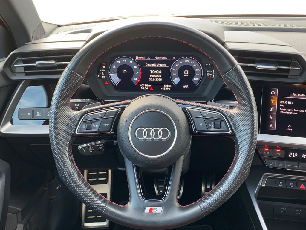 Audi A3 2022 г. Красный, пробег 40133 км