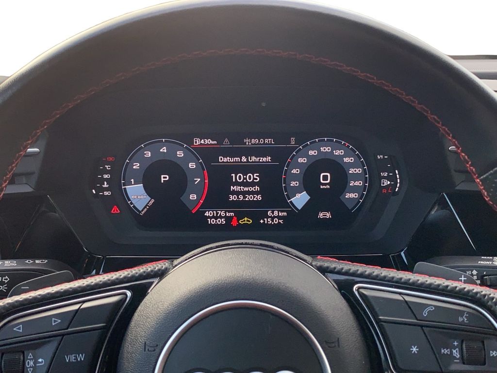 Audi A3 2022 г. Красный, пробег 40133 км