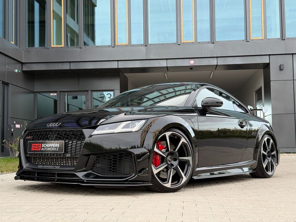 Audi TT RS 2023 г. Чёрный, пробег 19928 км