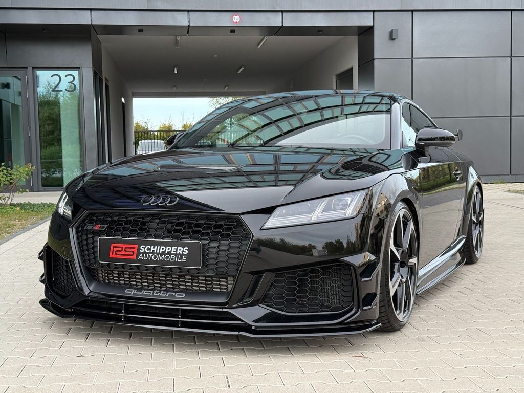 Audi TT RS 2023 г. Чёрный, пробег 19928 км