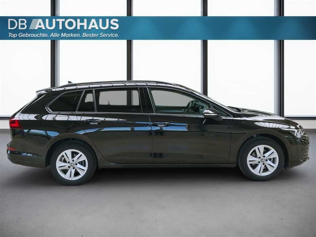 Volkswagen Golf 2024 г. Чёрный, пробег 20667 км