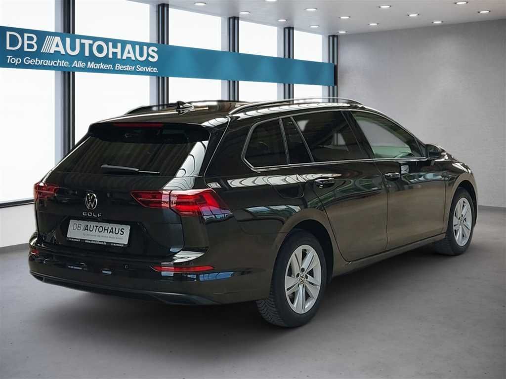 Volkswagen Golf 2024 г. Чёрный, пробег 20667 км