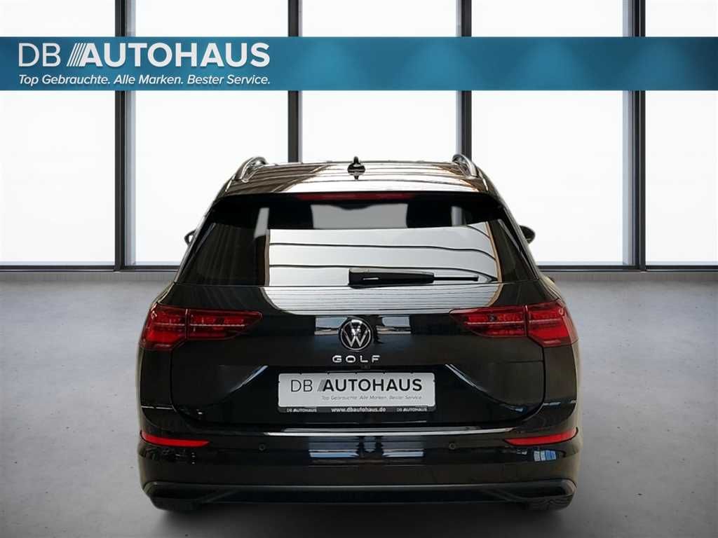 Volkswagen Golf 2024 г. Чёрный, пробег 20667 км
