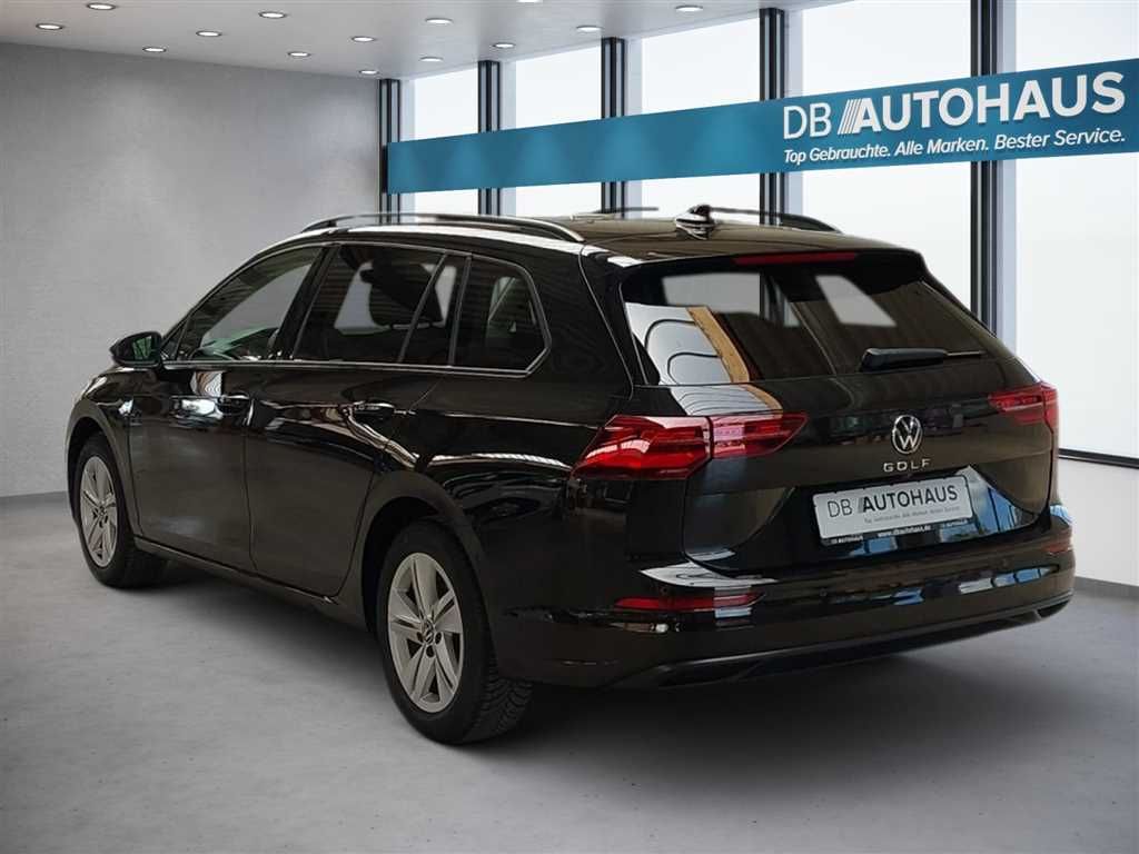 Volkswagen Golf 2024 г. Чёрный, пробег 20667 км