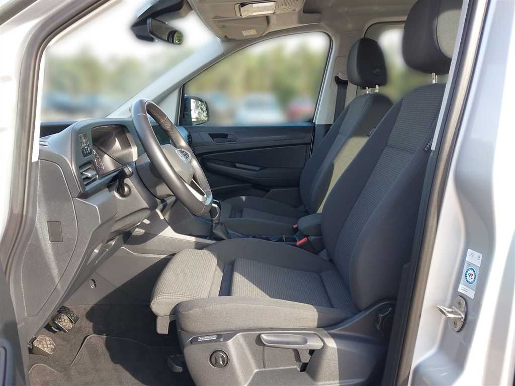 Volkswagen Caddy 2023 г. Серебристый, пробег 55961 км