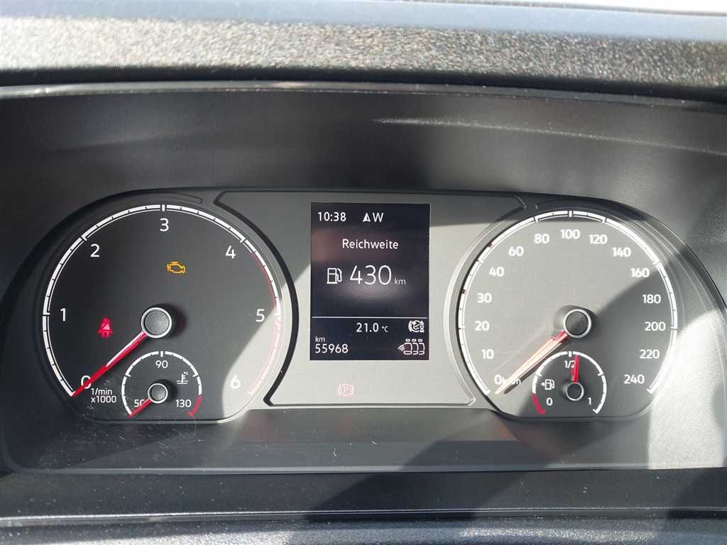 Volkswagen Caddy 2023 г. Серебристый, пробег 55961 км