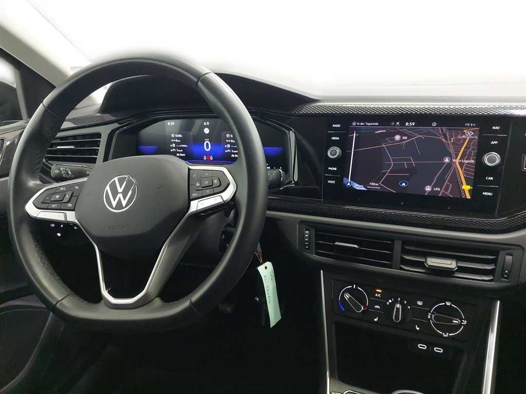 Volkswagen Polo 2023 г. Чёрный, пробег 46299 км
