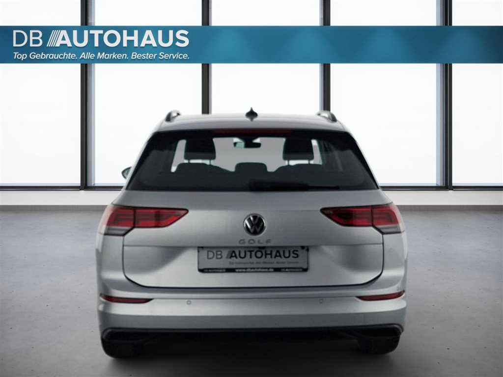 Volkswagen Golf 2022 г. Серебристый, пробег 43339 км