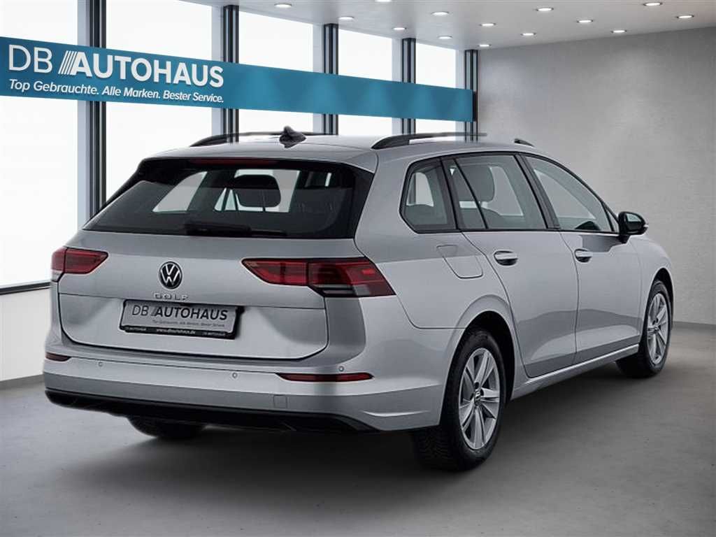 Volkswagen Golf 2024 г. Серебристый, пробег 36932 км