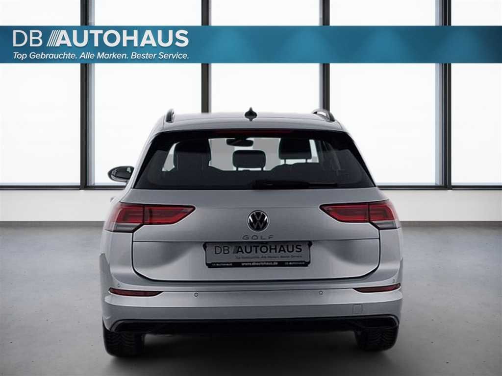 Volkswagen Golf 2024 г. Серебристый, пробег 36932 км