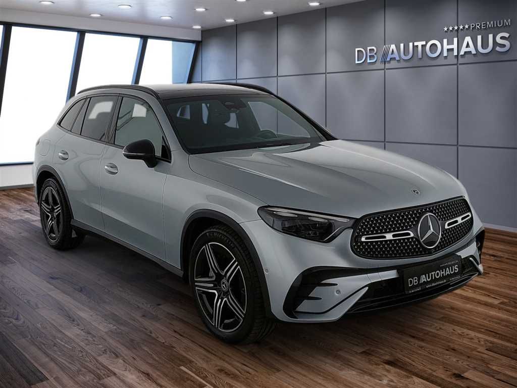 Mercedes-Benz GLC 300 2024 г. Серебристый, пробег 39631 км