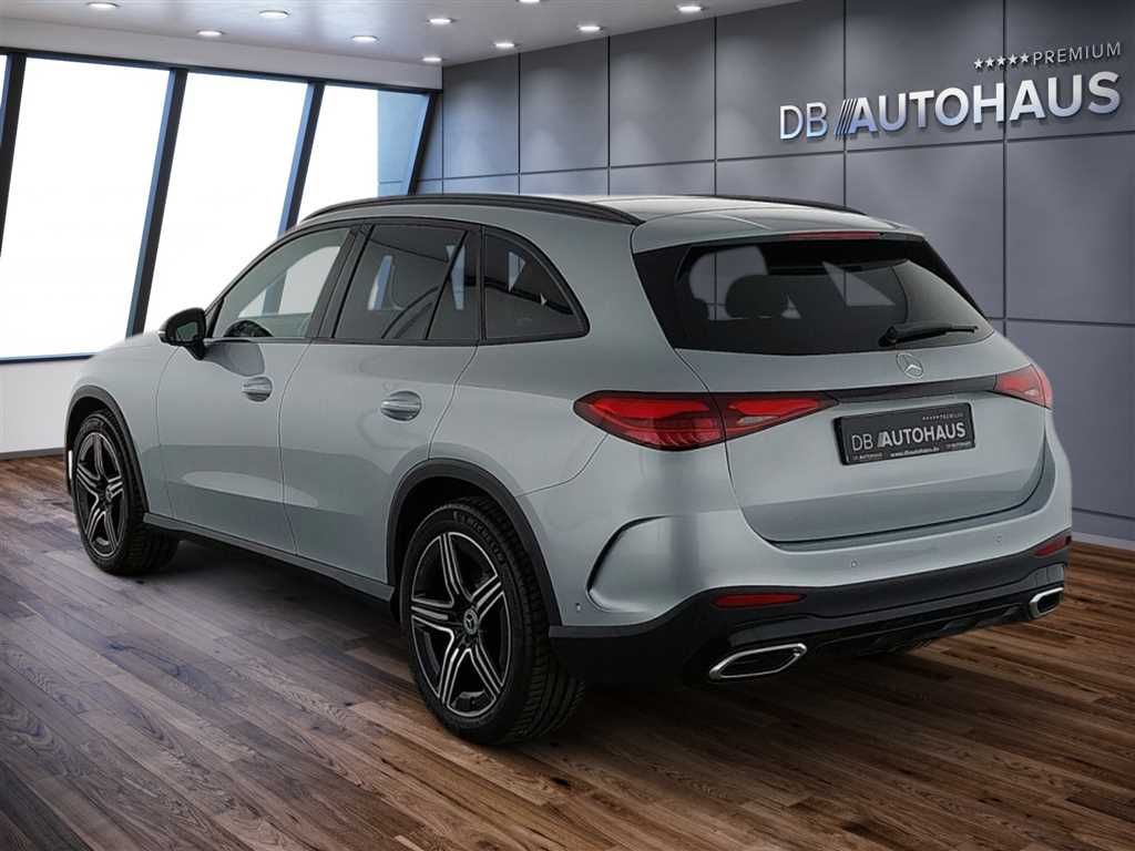 Mercedes-Benz GLC 300 2024 г. Серебристый, пробег 39631 км