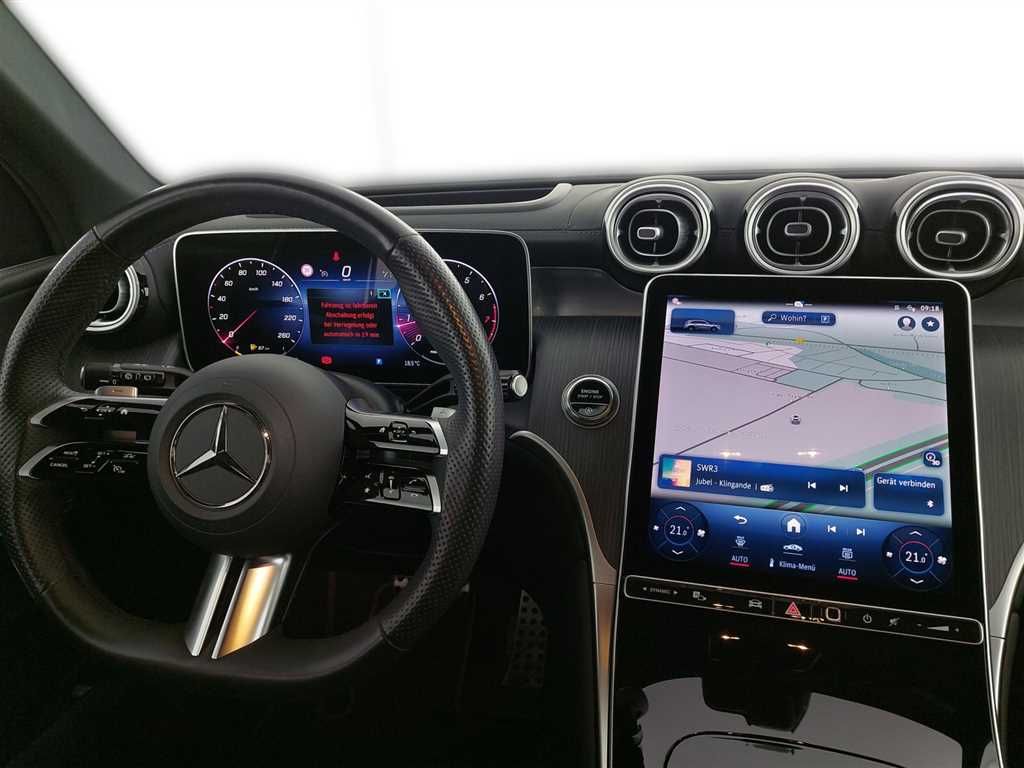 Mercedes-Benz GLC 300 2024 г. Серебристый, пробег 39631 км